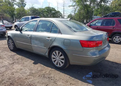 2009 Hyundai Sonata Limited z USA, uszkodzony, nr VIN 5NPEU46C59H420758
